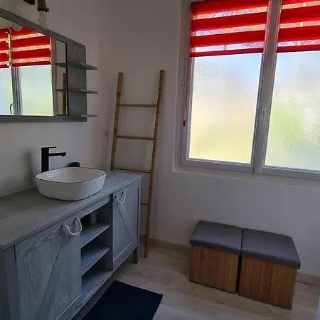 Maison 50 M De La Valentin Prázdninový dům